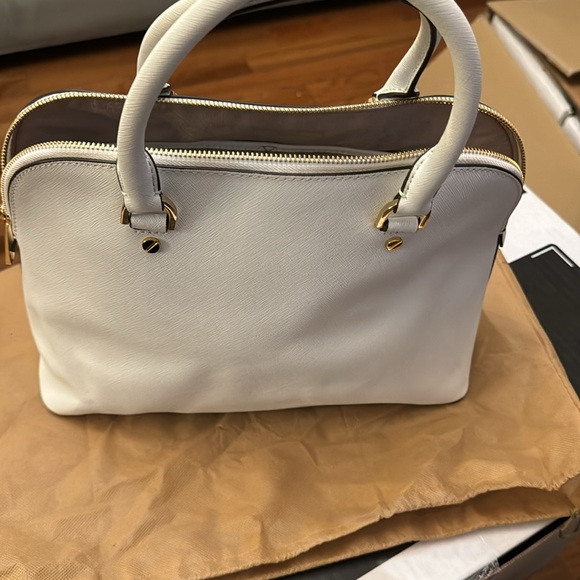 MIcHAEL KORS BEAUTIFUL WHITE BAG - Picture 3 of 5